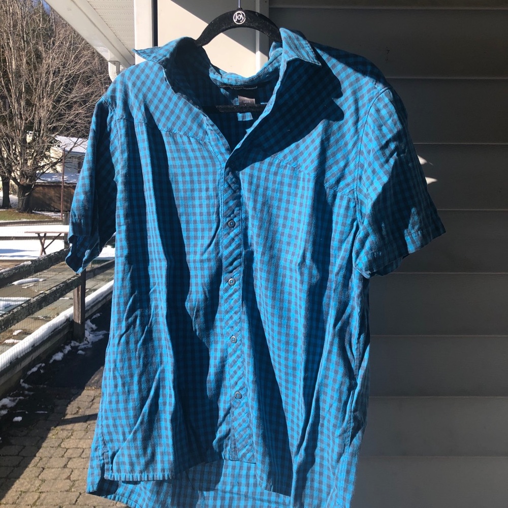 Black Diamond Men’s short sleeve button down